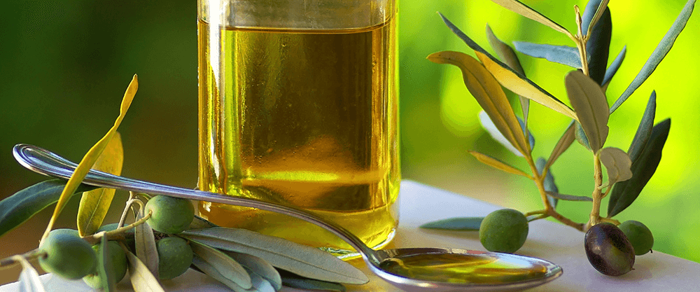 オリーブオイルのオレイン酸の効果や選ぶ種類、適切量